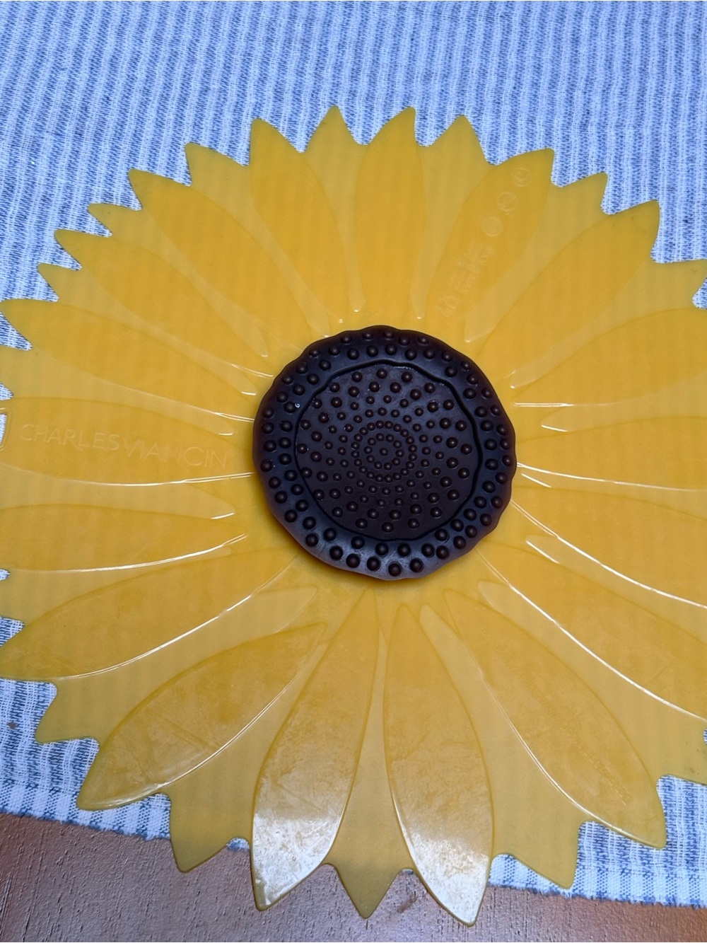 Charles Viancin Reusable Sunflower Silicone Airtight Food Storage lid